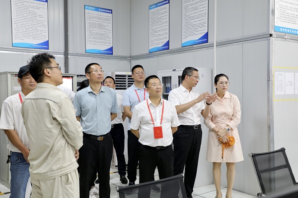 9月15日，，，省十四届人大代表视察新盛娱乐工程1.jpg